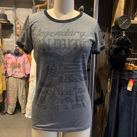 Von Dutch Tops - Gray Graphic T-Shirt
